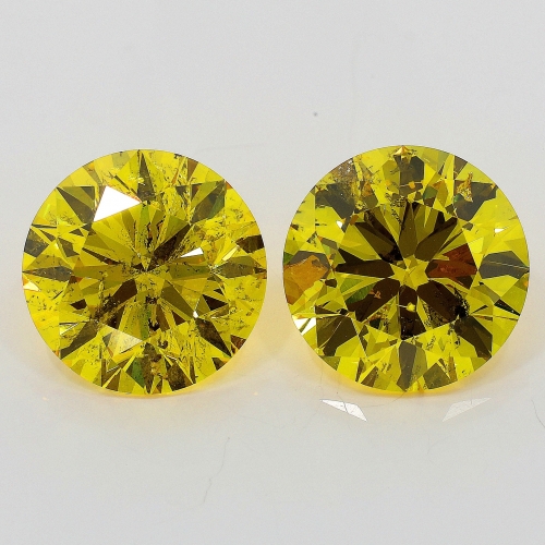 2.04 carat, Fancy Vivid Yellow , Round Brilliant shape, GIA